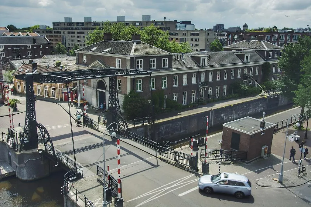 Canal House Inn Amsterdam Bed & Breakfast
